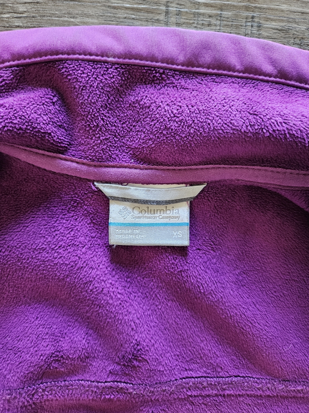Columbia Women's Purple Softshell Jacket With Fleece Lining - Picture 7 of 11